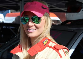 “Τα λέει έξω από τα δόντια”  η Δελαγραμμάτικα στο “Πάνω από τα όρια”