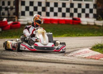 Ο Αλέξανδρος Παπαευθυμίου  στο FIA Karting Academy Trophy 2021
