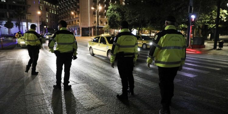 Lockdown: Τι ισχύει για το αυτοκίνητο και τις μετακινήσεις