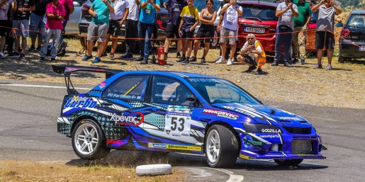 Τρία βάθρα με Παρθένη, Θέο και Ντέρμα η Πάτρα στην Δημητσάνα