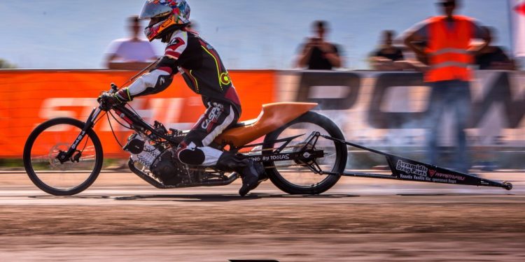 Dragster: Αποχή προτείνουν οι οδηγοί