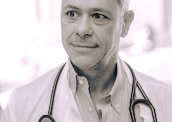 «Έφυγε» ο γιατρός των Αγώνων, Νίκος Παππάς