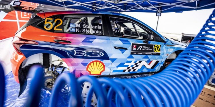 Μάνος και Κώστας Στεφανής: Η μεγάλη στιγμή έφτασε για το EKO ACROPOLIS RALLY