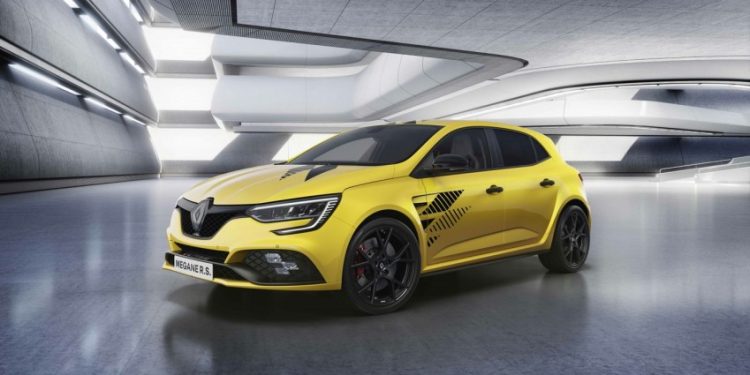 MEGANE R.S. ULTIME: Φόρος τιμής στο κορυφαίο μοντέλο της Renault Sport