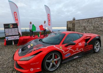 Ο Fabio Barone έρχεται στα Μετέωρα με το Ferrari F8 Tributo για να σπάσει το ρεκόρ Guinness