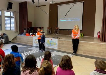 Η Toyota Ελλάς και το StAr «Ίδρυμα Άρη Σταθάκη για την Οδική Ασφάλεια»,  κάνει μαθήματα οδικής ασφάλειας σε παιδιά του Δημοτικού