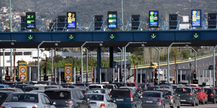 Πόσο θα αυξηθούν τα διόδια από Σεπτέμβριο; Aντιδρά το υπουργείο Μεταφορών
