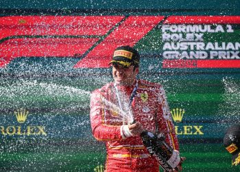 GRAND PRIX ΤΗΣ ΑΥΣΤΡΑΛΙΑΣ: Νίκη για τον Σάινθ και θρίαθμος για την Ferrari