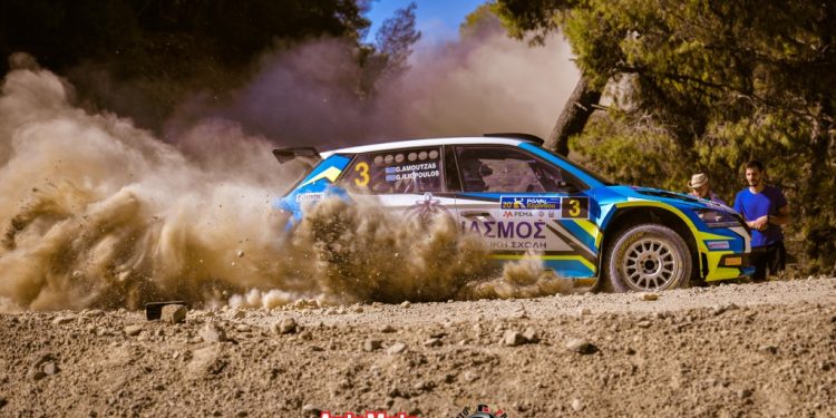 Στο βάθρο του 20ου Ράλλυ Κορίνθου με τα χρώματα του Ομίλου On Sale οι Γιώργος Κεχαγιάς και Γιώργος Αμούτζας