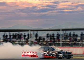 Drift Day: Μοναδικό υπερθέαμα από 30 οδηγούς στα Μέγαρα