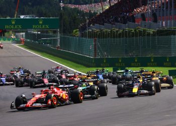 «FORMULA 1»: Ανατρεπτική νίκη του ΛΙΟΥΙΣ ΧΑΜΙΛΤΟΝ στο 14ο GRAND PRIX στο ΒΕΛΓΙΟ