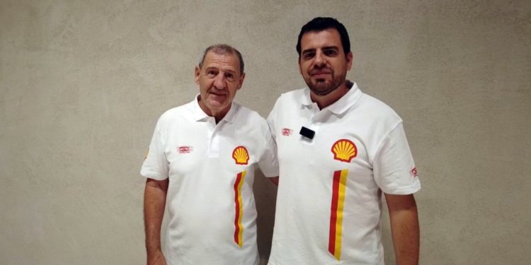 Μάνος και Κώστας Στεφανής: Ένα διαφορετικό «Ακροπολικό» quiz