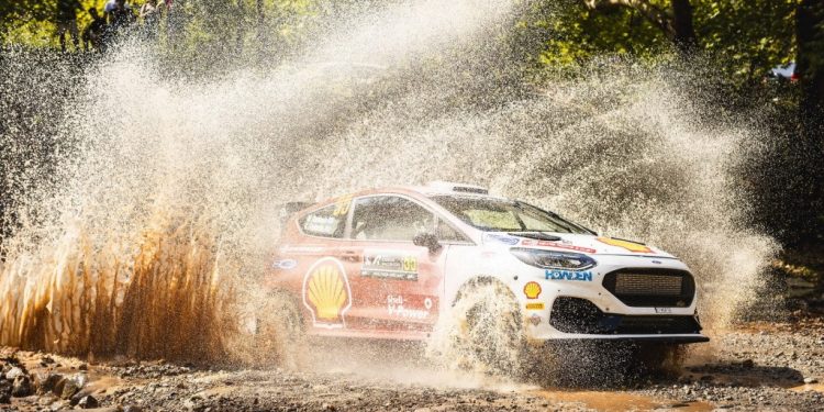 Τερματισμός στο Ράλλυ Ακρόπολις για τους Μάνο και Κώστα Στεφανή