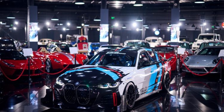 Η ανεξάρτητη αγωνιστική ομάδα Engage Racing παρουσιάζει την BMW i4 Racing, μια παγκόσμια πρωτιά που κατασκευάστηκε στη Ρουμανία