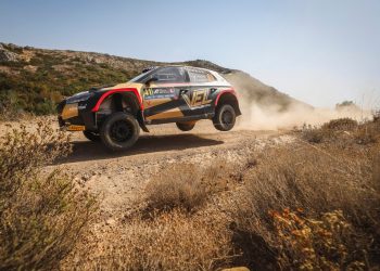 Συνεχίζει την προσπάθειά του στο ΕΚΟ Ράλλυ Ακρόπολις το πλήρωμα της VE Rally Team παρά τα προβλήματα!