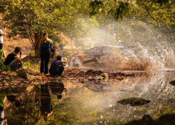 VE Rally Team- ΕΚΟ Ράλλυ Ακρόπολις: Εγκατάλειψη λίγο πριν το τέρμα