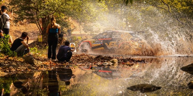VE Rally Team- ΕΚΟ Ράλλυ Ακρόπολις: Εγκατάλειψη λίγο πριν το τέρμα