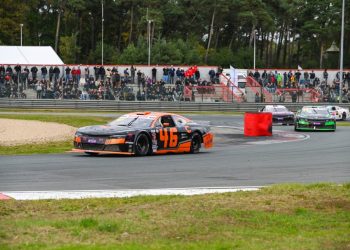 Τρίτος στην Ευρώπη σε EuroNASCAR 2, Junior PRO και Endurance Team ο Θωμάς Κρασώνης!