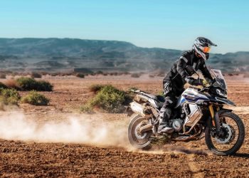 Voge DS900X Euro5+ 2025: Το Cornering ABS κάνει τη διαφορά!
