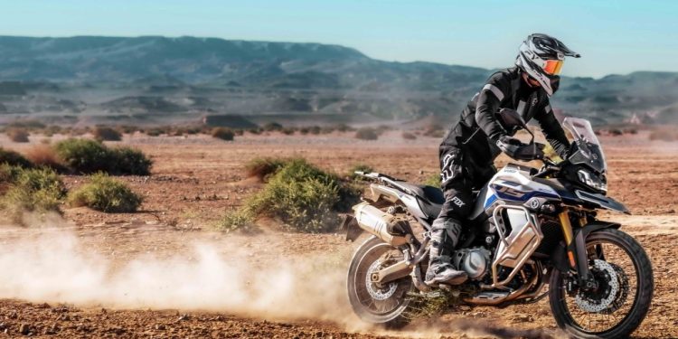 Voge DS900X Euro5+ 2025: Το Cornering ABS κάνει τη διαφορά!