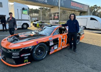 Το συναρπαστικό ταξίδι του Θωμά Κρασώνη στο NASCAR Euro Series 2025 ξεκινά από τη Βαλένθια!