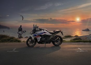 Η BMW Motorrad παρουσιάζει τη νέα BMW R 1300 RS