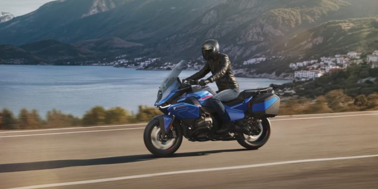 Η BMW Motorrad παρουσιάζει τη νέα BMW R 1300 RT