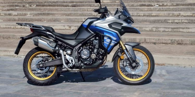 Voge DS525X Euro5+ με όφελος 450€ και άτοκο διακανονισμό. Brake the Rule, Ride Blue