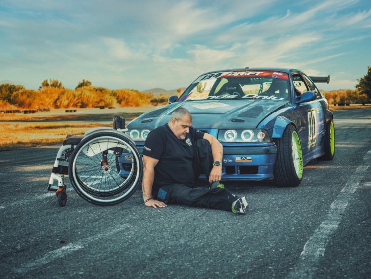 Spinnerakos: Αναρωτιέμαι αν ξέρει ο κόσμος πως είναι να ζεις έχοντας αναπηρία