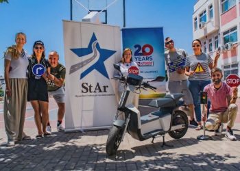 Ημερίδα Οδικής Ασφάλειας στο 5ο Δημοτικό Σχολείο Γλυφάδας από το «StAr, Ίδρυμα Άρη Σταθάκη»