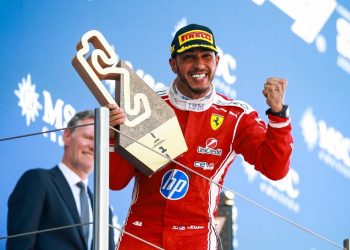 «FORMULA 1»: Θριαμβευτική νίκη του Lewis