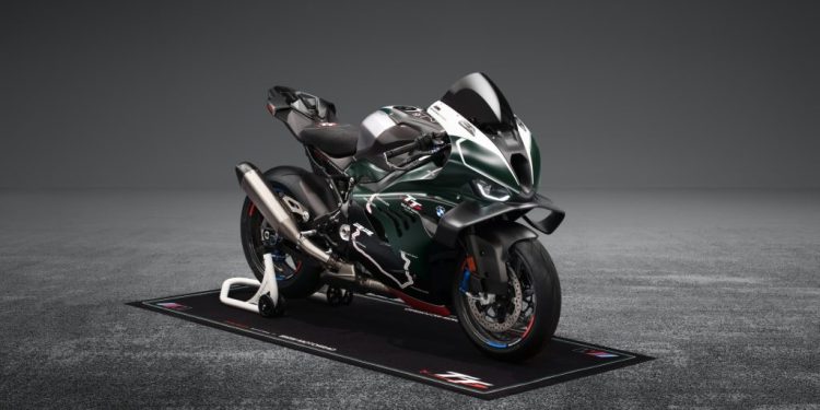 Η BMW Motorrad παρουσιάζει την M 1000 RR Limited Edition Isle of Man TT