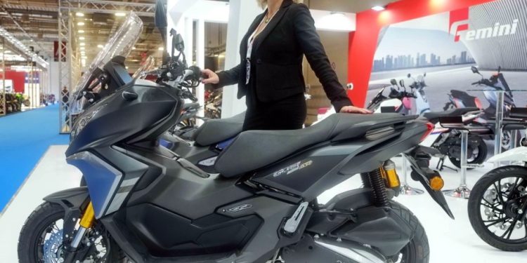 Gemini by Ariic Gobi 250: Adventure scooter που το αντέχει η τσέπη σου